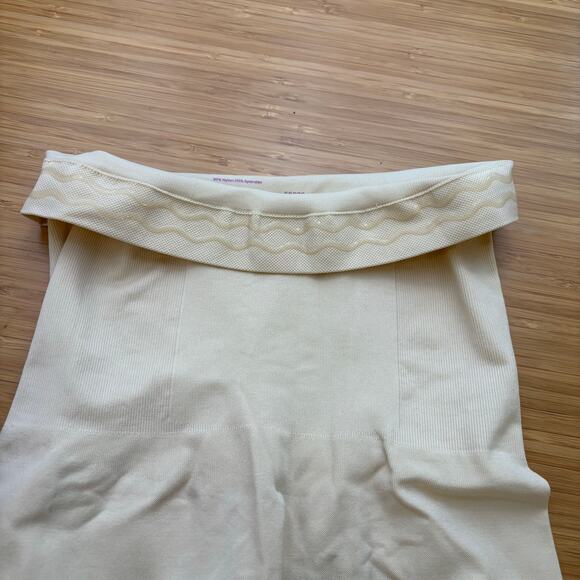 Shapermint Empetua Beige XL/XXL High Waisted Shaper Shorts 55020 Shapewear Light - Picture 4 of 8